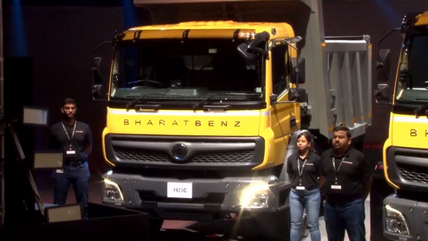 DICV Showcases Special Truck: डीआईसीवी ने कोरोना वैक्सीन ट्रांसपोर्ट के लिए पेश किया स्पेशल ट्रक