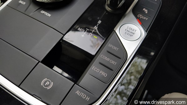 All-New BMW 2 Series Gran Coupe Review In Hindi: बीएमडब्ल्यू 2 सीरिज ग्रैन कूपे रिव्यू: ड्राइविंग, माइलेज, फीचर्स, वैरिएंट जानकारी