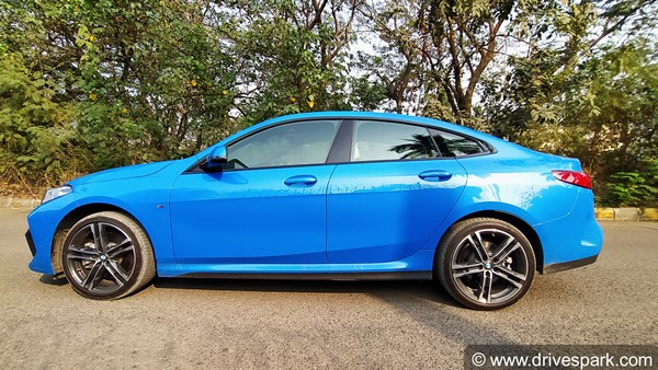 All-New BMW 2 Series Gran Coupe Review In Hindi: बीएमडब्ल्यू 2 सीरिज ग्रैन कूपे रिव्यू: ड्राइविंग, माइलेज, फीचर्स, वैरिएंट जानकारी
