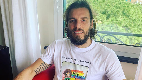 Footballer’s Ferrari Crashed: फुटबाॅलर की करोड़ों की फरारी को सर्विस मैन ने बना दिया कबाड़