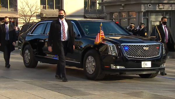 President Car For Biden: अब जो बिडेन करेंगे दुनिया की सबसे सुरक्षित कार की सवारी, पहले दिन ही आये नजर President Car For Biden: अब जो बिडेन करेंगे दुनिया की सबसे सुरक्षित कार की सवारी, पहले दिन ही आये नजर