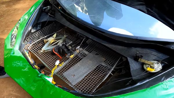 Lamborghini Replica Made From Scrap: कबाड़ से बना दी लेम्बोर्गिनी कार, लगा है बाइक का इंजन