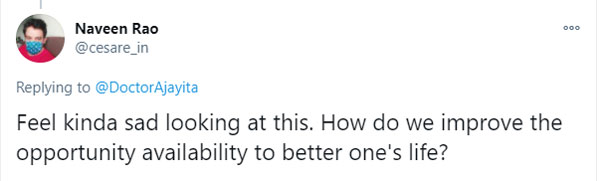 सर पर बाइक उठाए मजदूर का वीडियो हुआ वायरल, लोगों ने दी प्रतिक्रिया