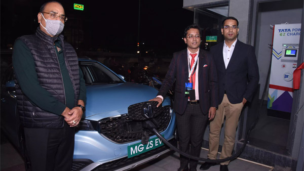 MG EV Charging Station In Mangaluru: एमजी मोटर ने मंगलौर में भी खोली ईवी चार्जिंग स्टेशन, दक्षिण भारत में बना रही पकड़