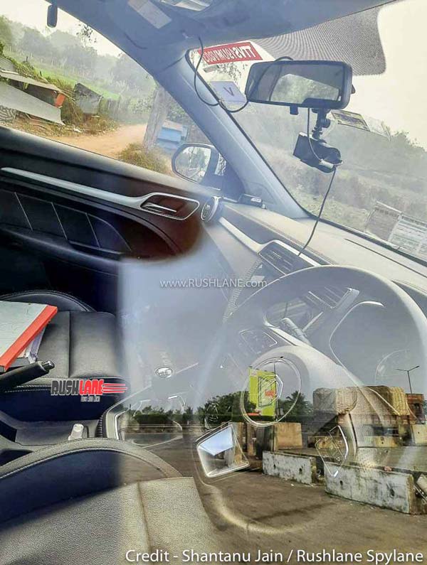 MG ZS Petrol Spied: एमजी जेडएस पेट्रोल टेस्टिंग करते आई नजर, इंटीरियर का हुआ खुलासा