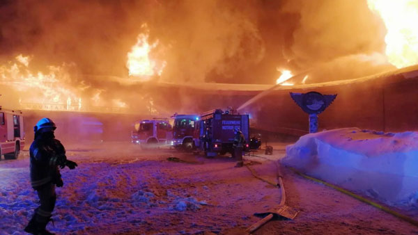 दुनिया के सबसे ऊंचे मोटरसाइकिल म्यूजियम में लगी आग, 200 से अधिक बाइक जलकर खाक दुनिया के सबसे ऊंचे मोटरसाइकिल म्यूजियम में लगी आग, 200 से अधिक बाइक जलकर खाक