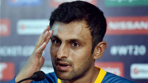 Shoaib Malik Car Crash: शोएब मलिक की कार का हुआ हादसा, स्पोर्ट्स कार ट्रक से टकराई