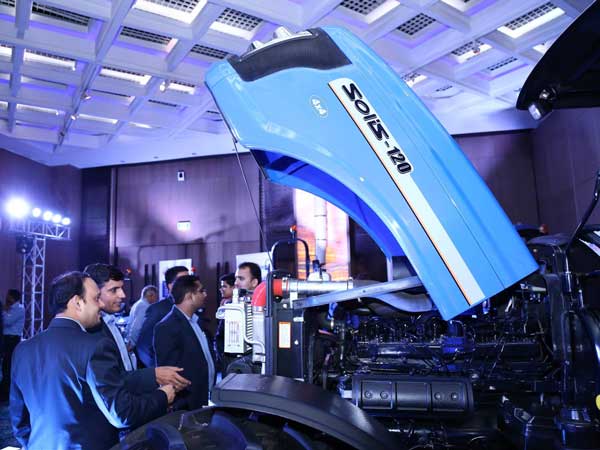 Sonalika Tractor Sales December 2020: सोनालिका ने दिसंबर में बेचे 11,540 ट्रैक्टर, जानें