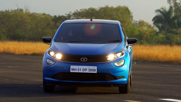 Tata Altroz iTurbo Variant Details: टाटा अल्ट्रोज आईटर्बो वैरिएंट अनुसार फीचर्स की जानकारी, जानें