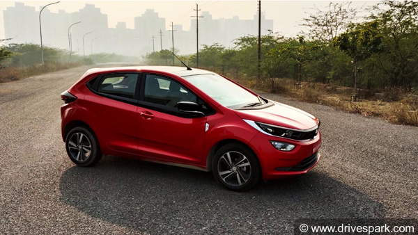 New Tata Altroz i-Turbo Launched: नई टाटा अल्ट्रोज आई-टर्बो भारत में 7.73 लाख रुपये की कीमत पर हुई लॉन्च, जानें क्या है नया