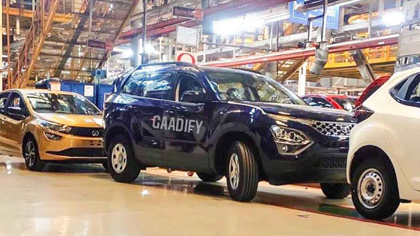2021 Tata Safari Production Model Spied: लॉन्च के पहले ही शुरू हुआ नई टाटा सफारी का उत्पादन