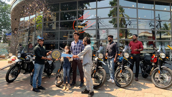 Royal Enfield Himalayan Sales: केरल में एक ही दिन में बेच 100 रॉयल एनफील्ड हिमालयन, नये अवतार किया जा रहा पसंद