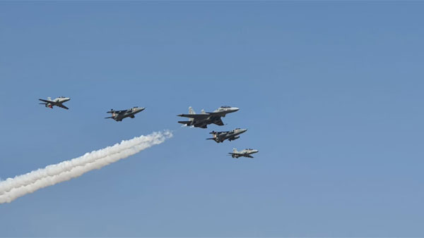 Aero India 2021 Exhibition: एयरो इंडिया 2021 प्रदर्शनी का हुआ आगाज, शामिल होने के लिए यह है नियम