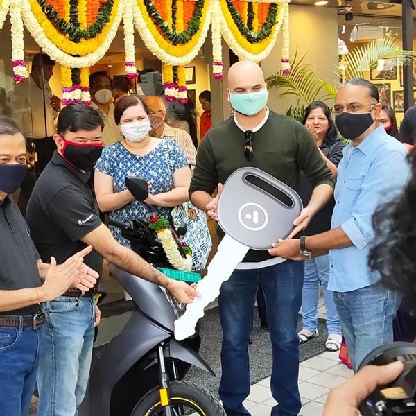 Ather Starts Delivery In Pune: एथर ने पुणे में खोला नया शोरूम, डिलीवरी हुई शुरू