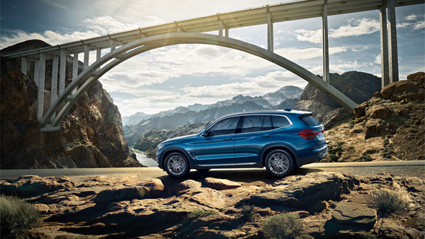 BMW X3 xDrive30i SportX Launch: बीएमडब्ल्यू एक्सड्राइव30आई स्पोर्टएक्स भारत में हुई लॉन्च, कीमत 56.50 लाख रुपये