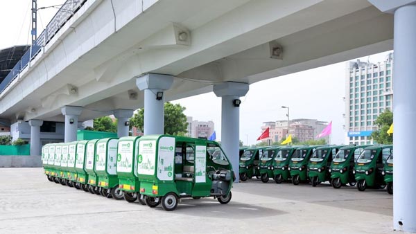 E-Rickshaw Registration Stops: सुप्रीम कोर्ट ने ई-रिक्शा के रजिस्ट्रेशन पर लगाया रोक, जानें क्या है वजह