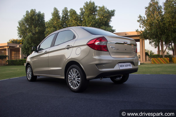 Ford Aspire CNG BS6 Spotted Testing: फोर्ड एस्पायर सीएनजी बीएस6 टेस्ट करते आई नजर, जल्द लॉन्च