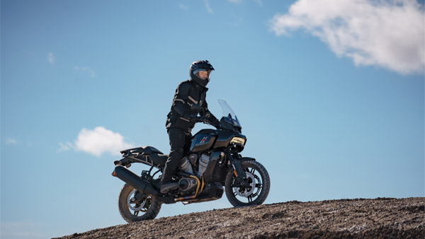 Harley Davidson Pan America 1250 Revealed: हार्ले-डेविडसन पैन अमेरिका 1250 हुई पेश, जानें डिज़ाइन, फीचर्स