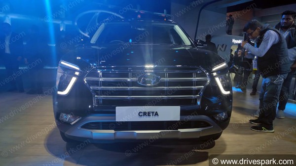 Hyundai Creta 7-Seater Spied: हुंडई क्रेटा 7-सीटर टेस्टिंग के दौरान दिखी, इंटीरियर की जानकारियां आई सामने Hyundai Creta 7-Seater Spied: हुंडई क्रेटा 7-सीटर टेस्टिंग के दौरान दिखी, इंटीरियर की जानकारियां आई सामने