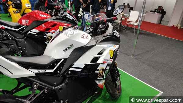 Kabira Electric Bikes Launched: कबीरा मोबिलिटी ने दो इलेक्ट्रिक बाइक किये लॉन्च, जानें कीमत, रेंज, बुकिंग