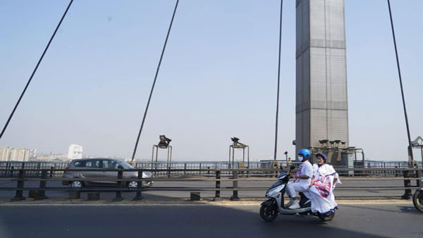 Mamta Banerjee On Electric Scooter: पश्चिम बंगाल की सीएम ने इलेक्ट्रिक स्कूटर पर बैठ निकाली रैली, जानें क्यों