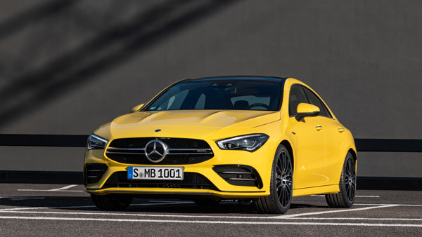 Mercedes Benz Recalls 12 Lakh Cars: मर्सिडीज-बेंज ने 12 लाख कारों को किया रिकाॅल, सॉफ्टवेयर में आई गड़बड़ी