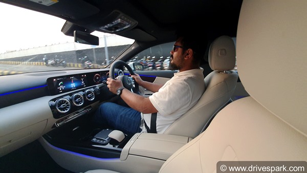 Mercedes A-Class Limousine Review In Hindi: मर्सिडीज बेंज ए-क्लास लिमोजिन रिव्यू: लुभावनी स्टाइल व डिजाईन!