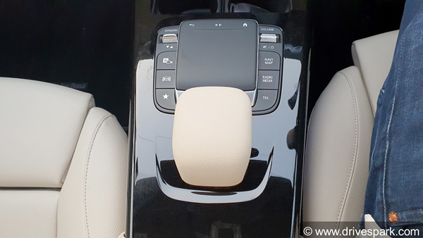 Mercedes A-Class Limousine Review In Hindi: मर्सिडीज बेंज ए-क्लास लिमोजिन रिव्यू: लुभावनी स्टाइल व डिजाईन!