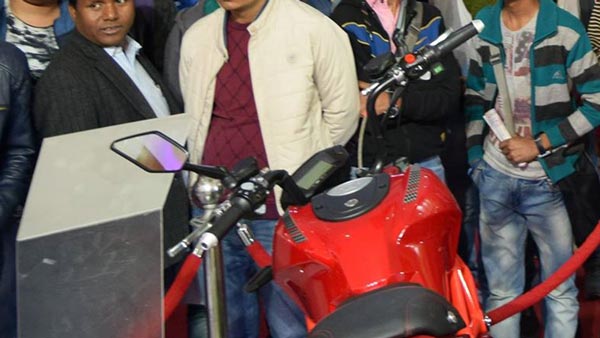 Okinawa Oki100 Electric Bike Teased: ओकिनावा ओकी100 इलेक्ट्रिक बाइक का जारी हुआ टीजर, जल्द होगी लाॅन्च