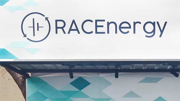 Electric Car Conversion Startups: यह स्टार्टअप कंपनियां दे रही हैं बढ़ते पेट्रोल की कीमत से निजात, आप भी जानें Electric Car Conversion Startups: यह स्टार्टअप कंपनियां दे रही हैं बढ़ते पेट्रोल की कीमत से निजात, आप भी जानें