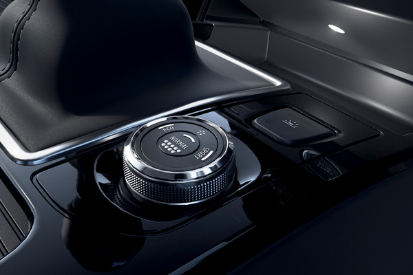 Renault Kiger Accessories Revealed: रेनॉल्ट काइगर के एक्सेसरीज का हुआ खुलासा, उपलब्ध कराए गये हैं 5 पैक