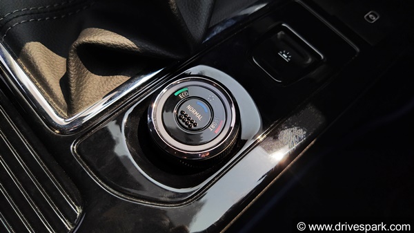 Top Things Of Renault Kiger: रेनॉल्ट काइगर की टॉप 5 चीजें: डिजाईन, फीचर्स, इंजन व गियरबॉक्स जानकारी