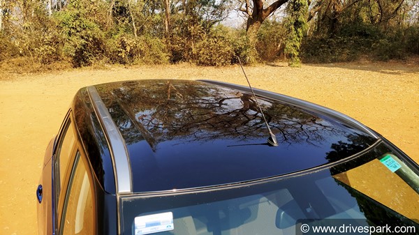 Toyota Urban Cruiser Review In Hindi: टोयोटा अर्बन क्रूजर रिव्यू: डिजाईन, फीचर्स, इंजन, ड्राइविंग, हैंडलिंग, माइलेज जानकारी