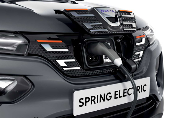 Renault Kwid Electric Launch Plan: रेनाॅल्ट क्विड ईवी हो सकती है सबसे किफायती इलेक्ट्रिक कार