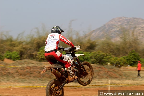 2021 Red Bull Ace Of Dirt Race: महेश एम. वी. ने जीती रेड बुल ऐस ऑफ डर्ट ऑफ-रोड रेस, देखें तस्वीरें