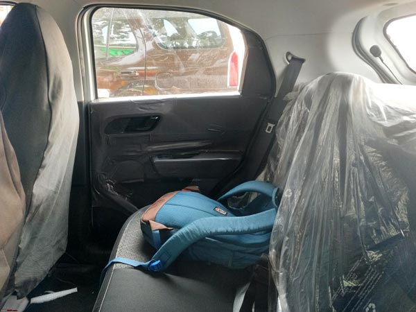 Tata HBX Spotted Testing: टाटा एचबीएक्स टेस्टिंग करते हुए आई नजर, इंटीरियर का हुआ खुलासा