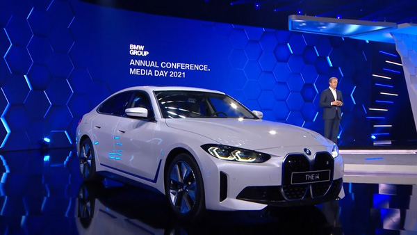 BMW i4 Electric Sport Sedan Unveiled: बीएमडब्ल्यू आई4 इलेक्ट्रिक सेडान का हुआ खुलासा, रेंज है 590 किमी