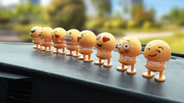 Car Interior Decoration Banned: अब कार के अंदर नहीं कर पाएंगे सजावट, जारी हुए नए दिशा-निर्देश