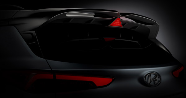Hyundai Kona N Teased: हुंडई लाएगी कोना का स्पोर्टी ‘एन’ वैरिएंट, टीजर किया जारी