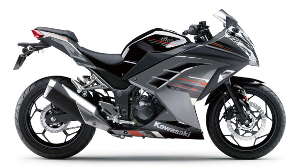 Kawasaki Ninja 300 Bookings: अब अमेजन पर करें कावासाकी निंजा 300 की बुकिंग