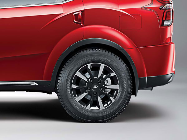 नई महिंद्रा एक्सयूवी500 की लॉन्च अब सितंबर 2021 तक के लिए टली, जानें