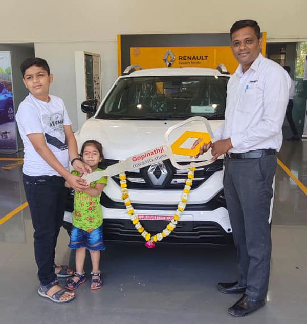 Renault Kiger Delivery Begins: रेनॉल्ट काइगर की डिलीवरी आज से देश भर में हुई शुरू, देखें तस्वीरें