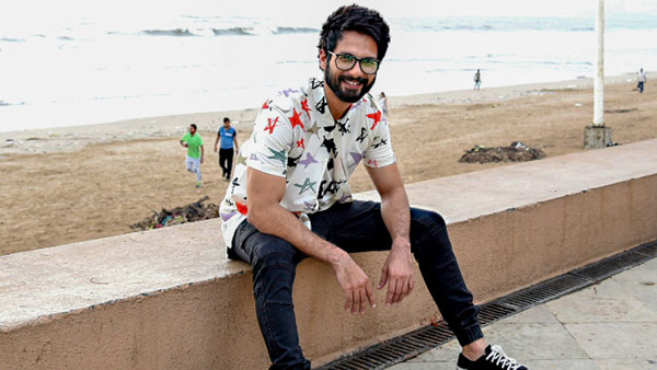 Shahid Kapoor Buys BMW X7 SUV: शाहिद कपूर ने खरीदी बीएमडब्ल्यू एक्स7 एसयूवी, कीमत है 92 लाख रुपये