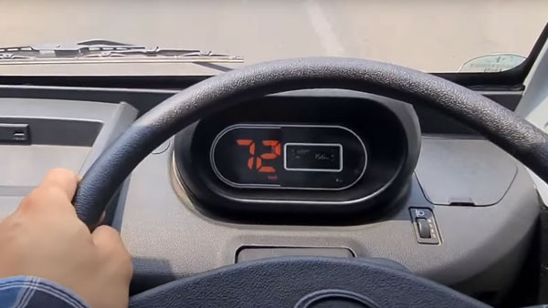 Tata Ace Modification: टाटा ऐस को मॉडिफाई कर बनाया इलेक्ट्रिक सीवी, जानें क्या है इसकी रेंज