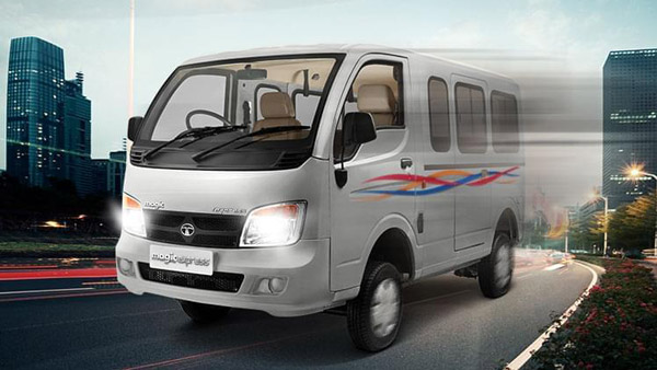 Tata Magic Express Ambulance Unveiled: टाटा मैजिक एक्सप्रेस एम्बुलेंस का हुआ खुलासा, जल्द होगी लॉन्च