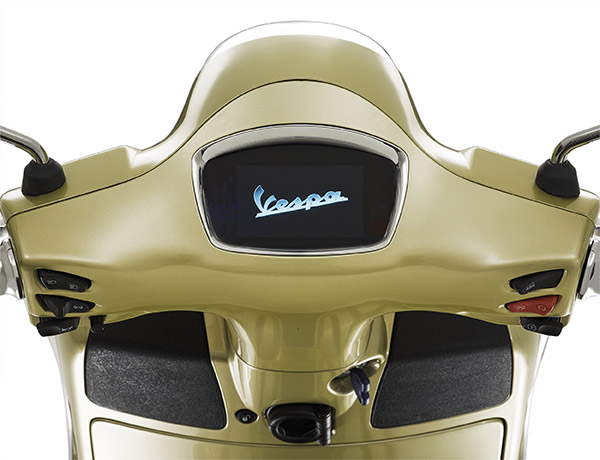 Vespa 75th Anniversary Edition Scooter Unveiled: वेस्पा ने किया 75वीं एनिवर्सरी एडिशन स्कूटर का खुलासा