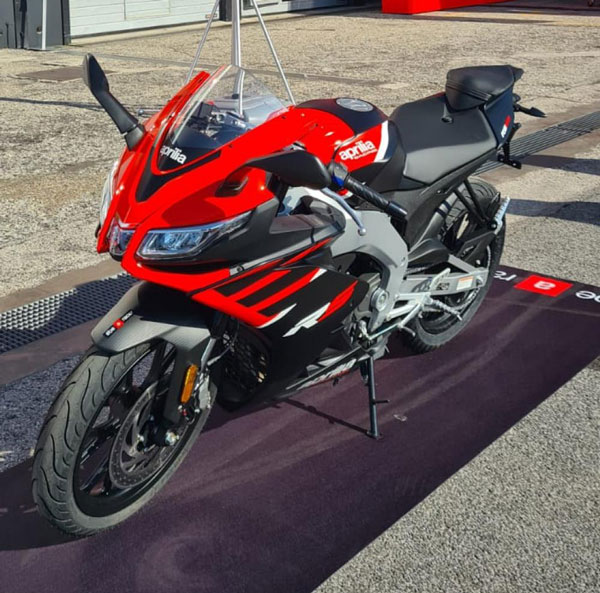 Aprilia Reveals New 125cc RS And Tuono: अप्रीलिया ने किया 125 सीसी की आरएस और ट्यूनो का खुलासा