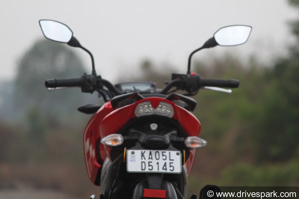 2021 TVS Apache RTR 160 Review: लेटेस्ट डिजाइन के साथ है परफेक्ट एंट्री लेवल कम्यूटर बाइक
