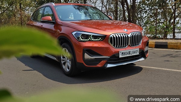 BMW X1 S-Drive 20d Review: बीएमडब्ल्यू एक्स1 एस-ड्राइव 20डी: जानें कैसी है यह कार, फीचर्स व इंजन