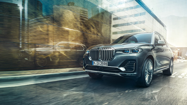 BMW Cars Price Hiked For India: बीएमडब्ल्यू ने अपनी कारों की कीमत 3.80 लाख रुपये तक बढ़ाई, जानें